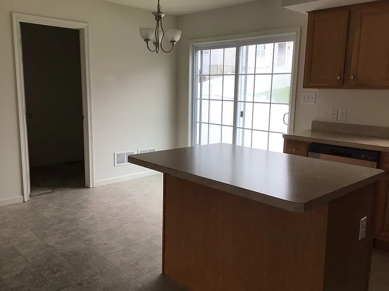 2809 Mannerchor Rd — Photo 7