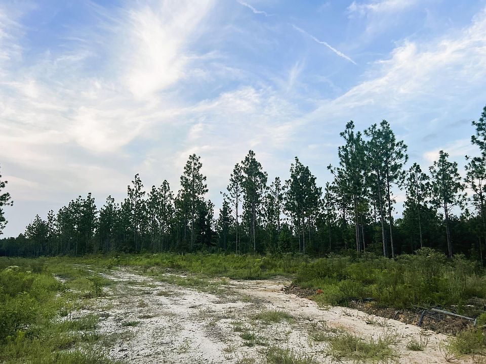 2nd image of 4 Lawler Rd