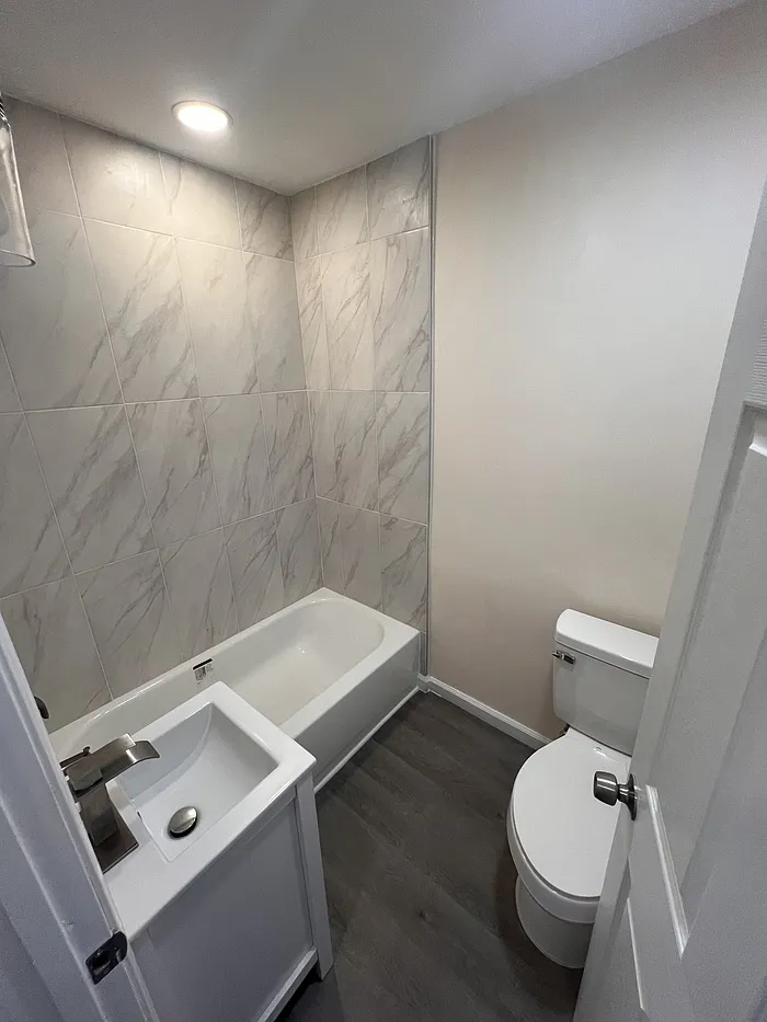 2 bed, 1.0 bath, 1000 sqft, $1,600 — Photo 4
