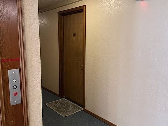 4th image of 1515 12th Avenue S #102