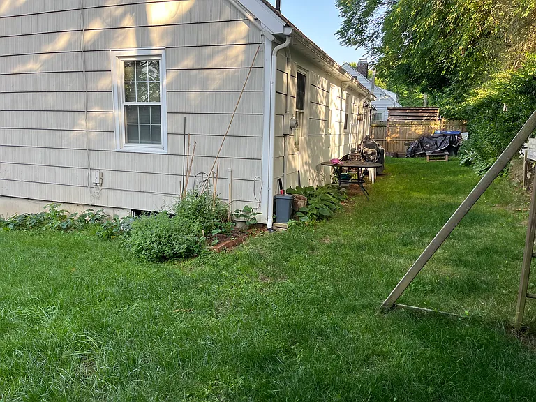 8 Robinview Ter — Photo 3