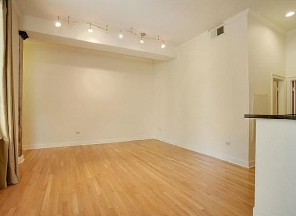 4th image of 330 Julia St APT 229