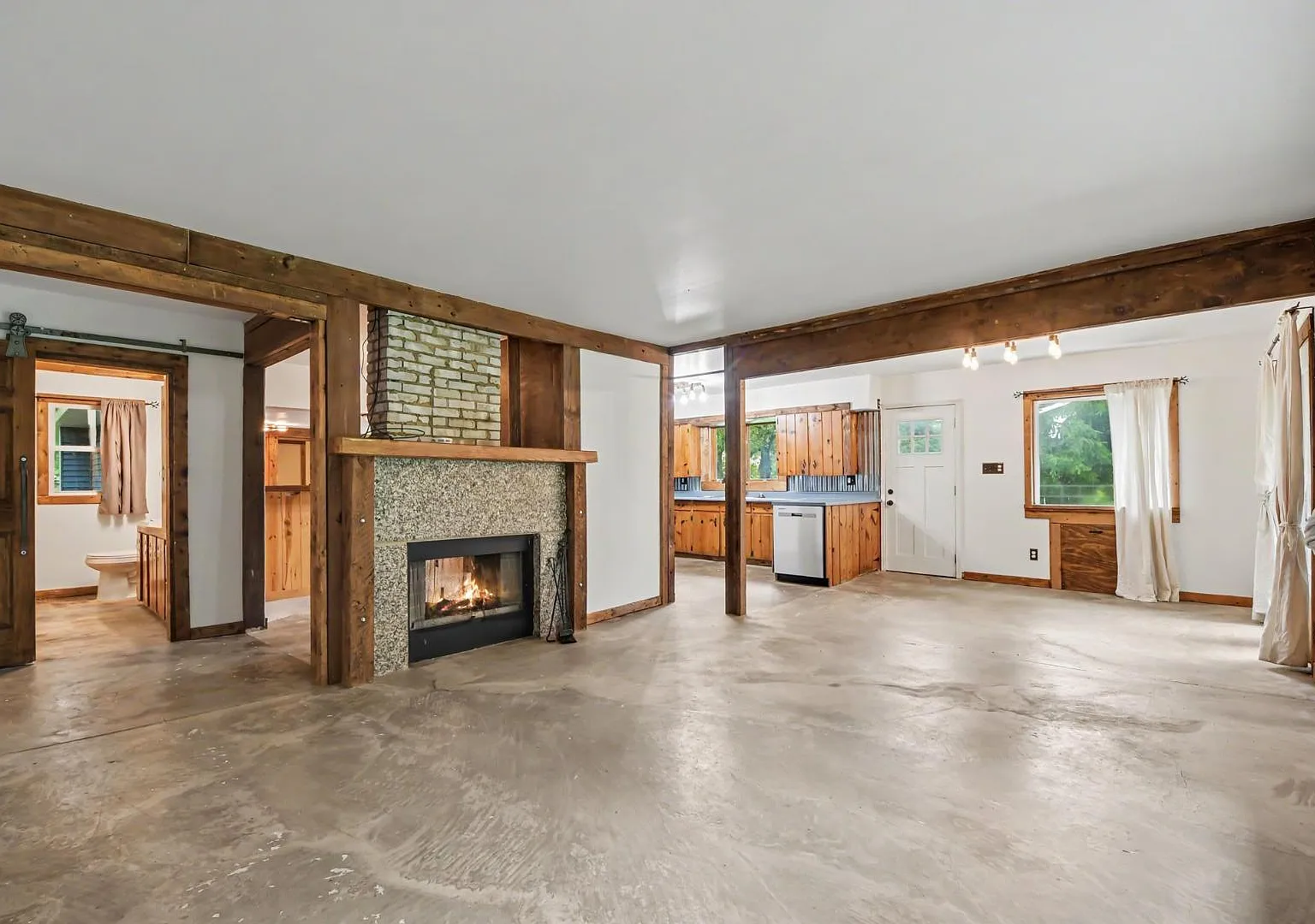 7204 Thornapple River Ct SE — Photo 4