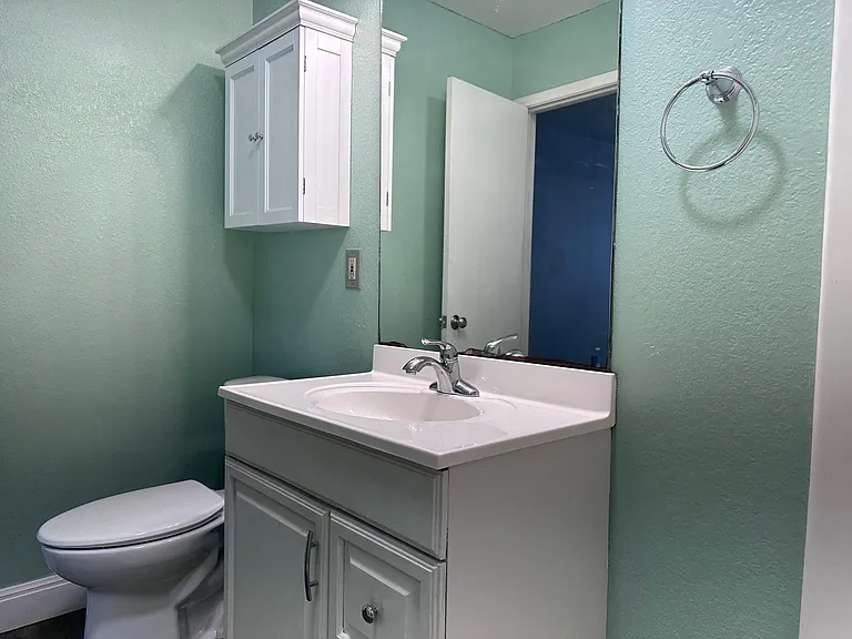 298 Lamaloa Ln — Photo 10