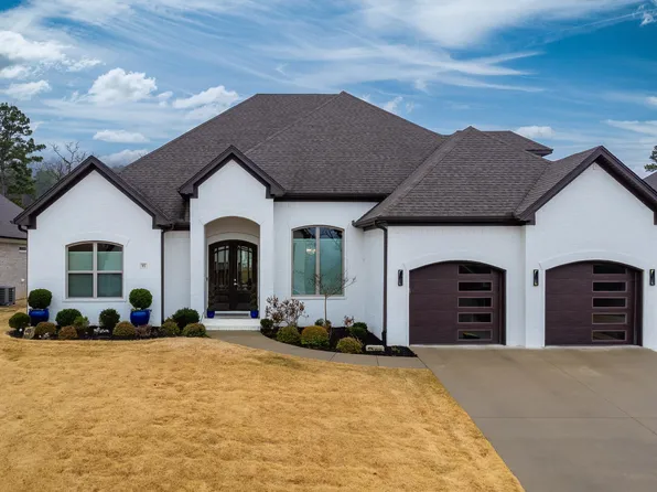 93 Clervaux Dr, Little Rock, AR 72223