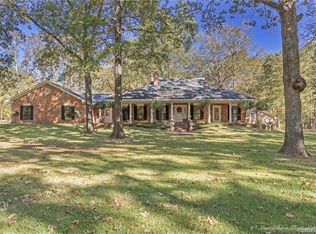 211 Vance Rd, Benton, LA 71006