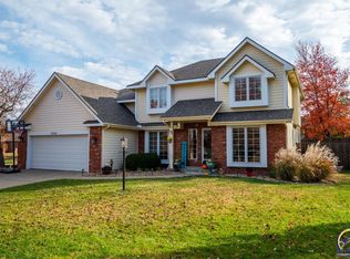 3500 SW Wanamaker Ct, Topeka, KS 66614