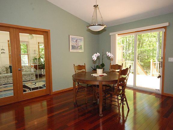 5th image of 4640 6th St