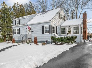 38 Donald Ter, Lowell, MA 01852