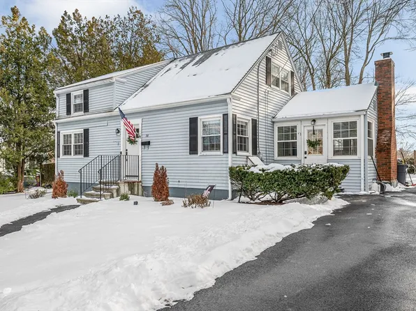 38 Donald Ter, Lowell, MA 01852
