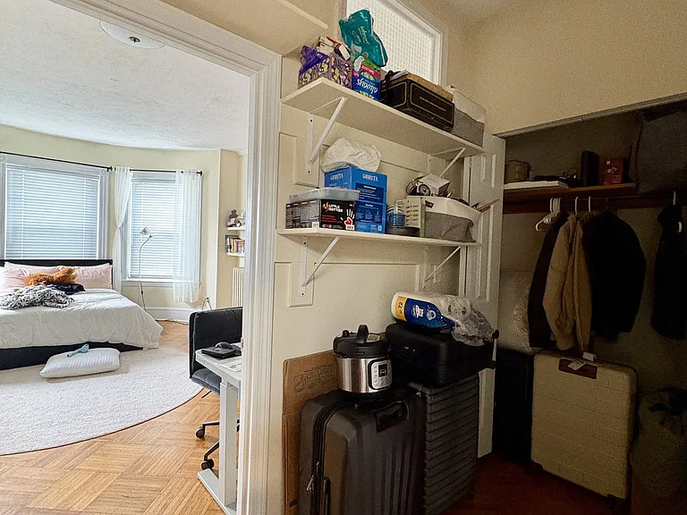 914 Beacon St #4 — Photo 9