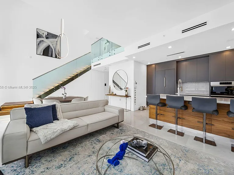 200 Biscayne Boulevard Way #1406 — Photo 25