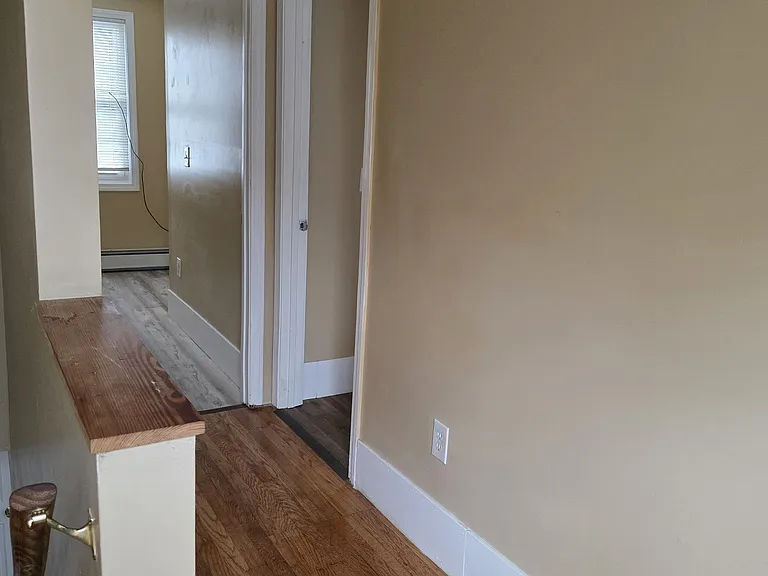 19 Goff St — Photo 5