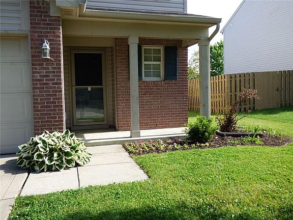 2nd image of 8917 Lighthorse Dr