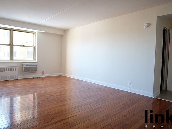 5th image of 111 N 3rd Ave APT 5O