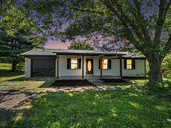 3885 Louisville Rd, Salvisa, KY 40372
