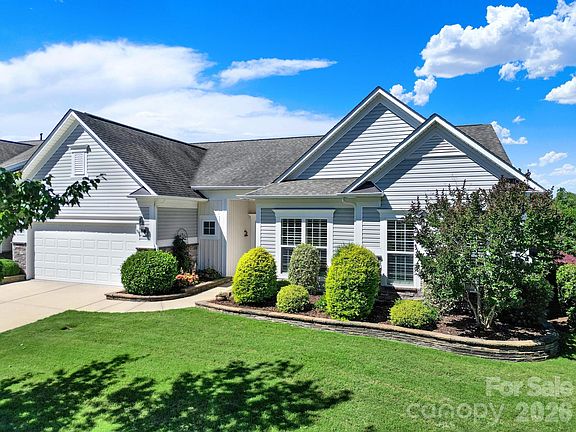 3rd image of 2029 Primrose Ct