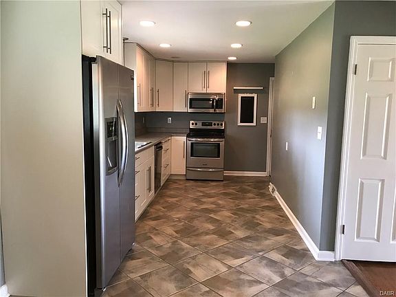 4th image of 2903 Vale Dr