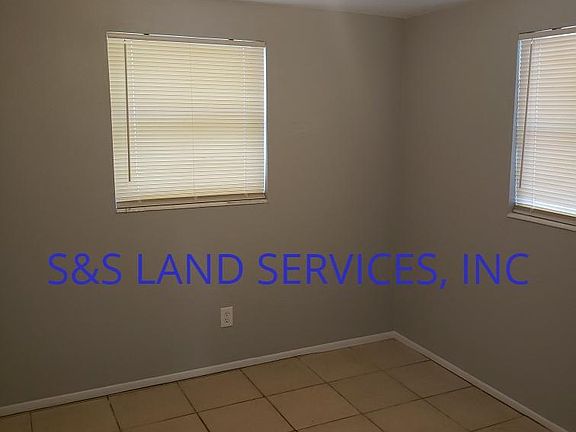 4th image of 2906 E 31st Ave