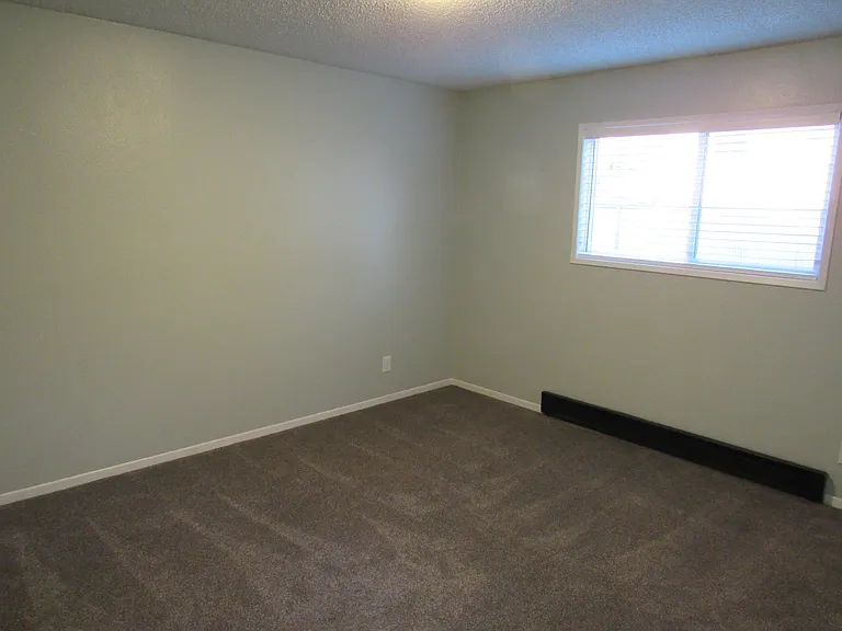 2828 N Julia St — Photo 19