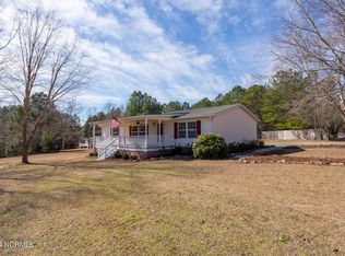 135 Butternut Rd, Carthage, NC 28327