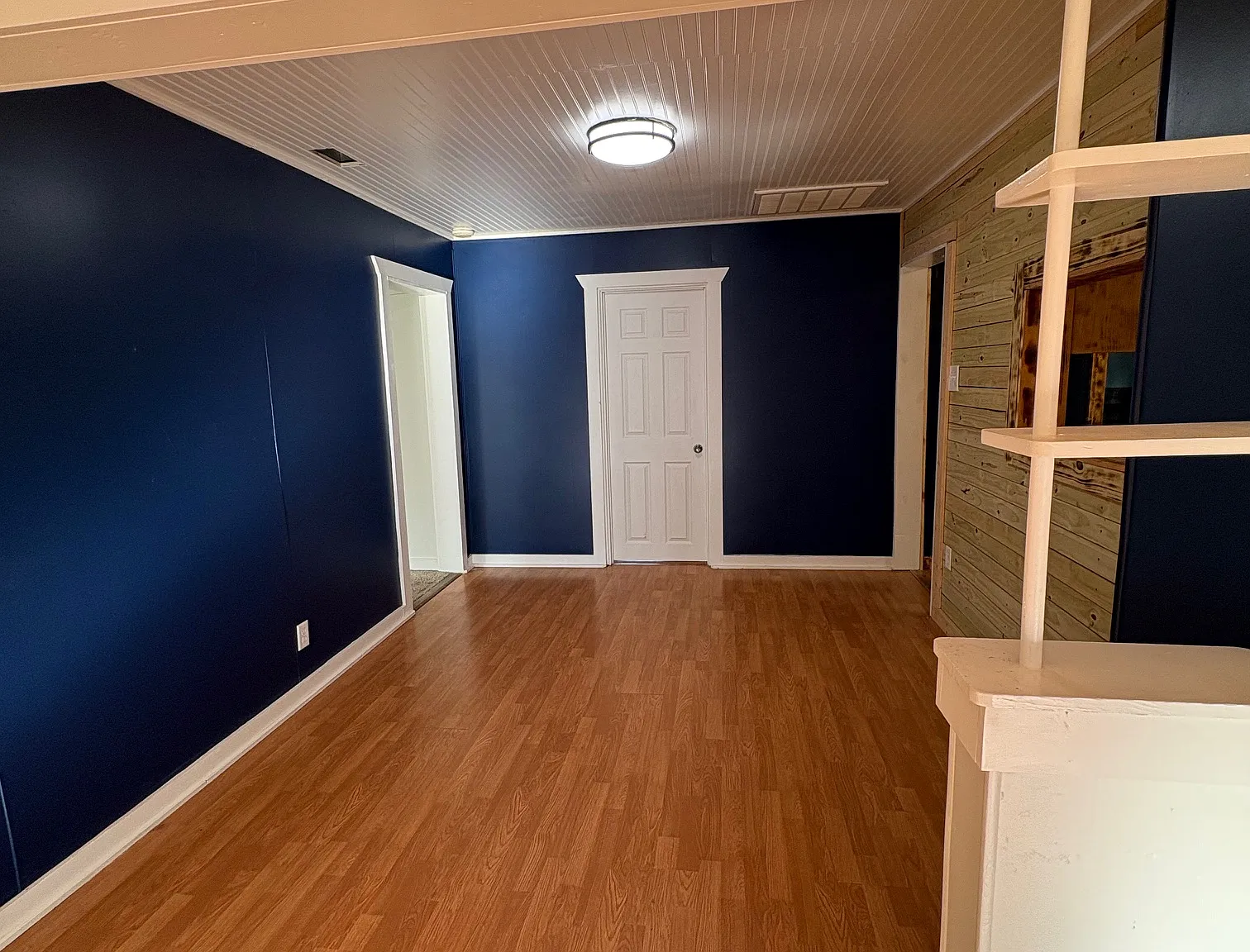 627 Houser Drive - 1 — Photo 4