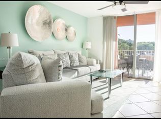 19601 E Country Club Dr #7203, Aventura, FL 33180