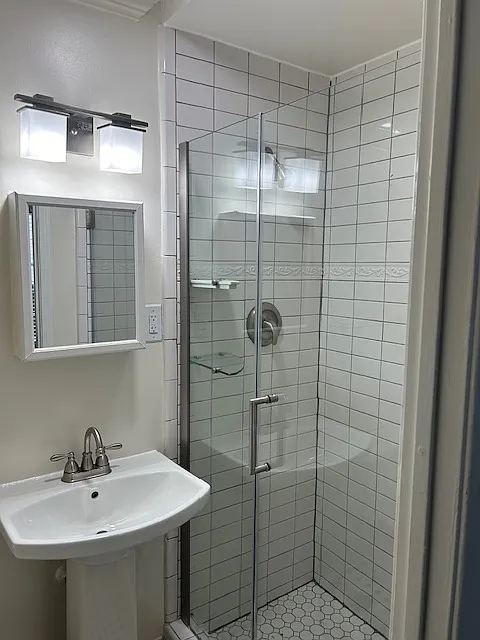1 bed, 500 sqft, $1,800 — Photo 4