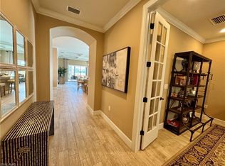 9418 Greyhawk Trl, Naples, FL 34120