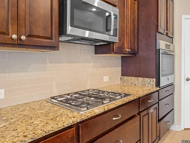 13440 Larch Ct — Photo 8