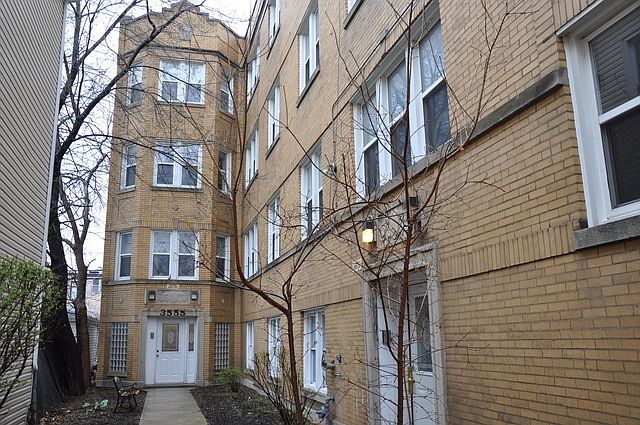 1st image of 3555 W Lyndale St APT 2D