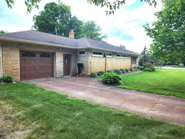 808 MAIN STREET, Mosinee, WI 54455