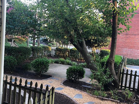 4th image of 3501 Grove Ave