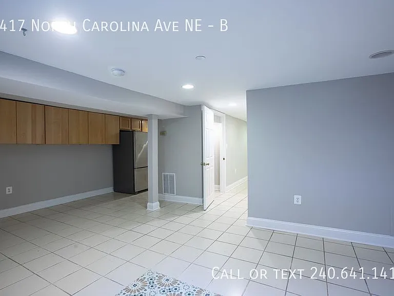 1417 N Carolina Ave NE #B — Photo 4