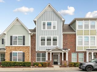 627 Balsam Fir Dr, Cary, NC 27519