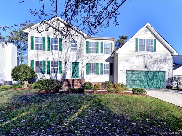 201 Quest Ct, Yorktown, VA 23692
