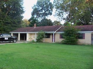 1419 Airpark Rd, Wynne, AR 72396