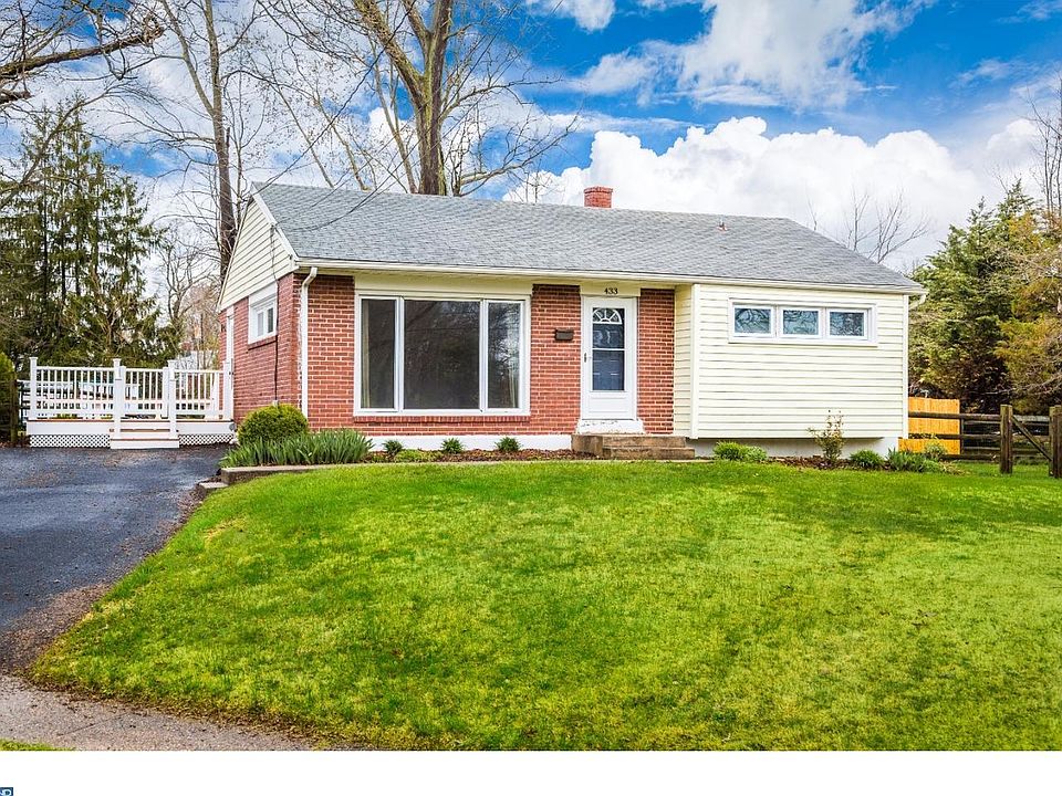 1st image of 433 Prospect Ave