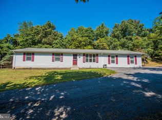 138 Wealthy Rd, Linden, VA 22642