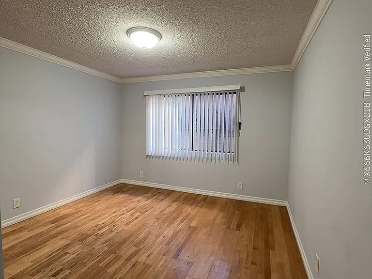 323 San Pascual Ave — Photo 9