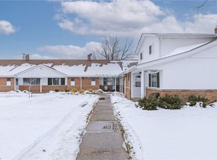 25500 Country Club Blvd UNIT 3, North Olmsted, OH 44070