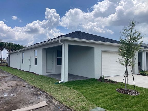 3rd image of 10860 Waterford Ct