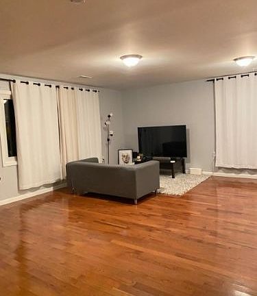 2nd image of 694 S 20th St Floor 1