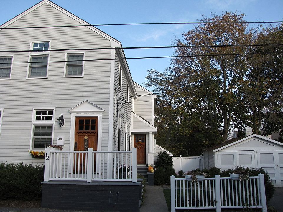 Stunning presentation of renovation & new construction in Historic Downtown!