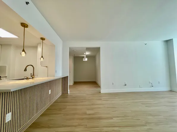 2101 City Place image 14 of 37