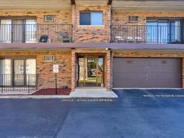 9812 S Nottingham Ave #16, Chicago Ridge, IL 60415
