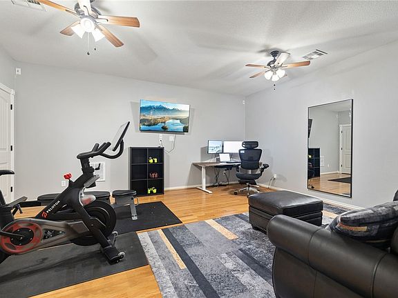 5th image of 1406 N Latisha Ln
