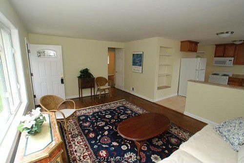 4th image of 13320 Keating St