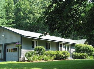 419 Martins Pond Rd, Groton, MA 01450