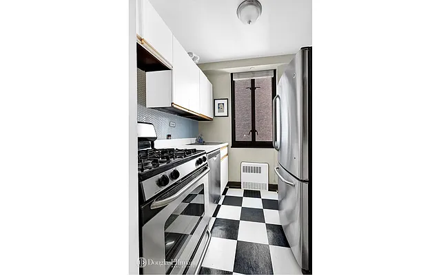 Sold by Douglas Elliman | media 4